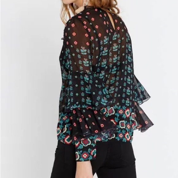 ❤️2/$30❤️[M]Buffalo David Bitton Floral Sheer Chiffon LS Blouse NWOT - Picture 2 of 9
